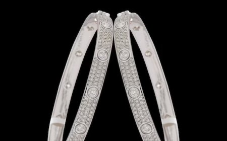 Top Trends In Diamond Anniversary Bands for 2025