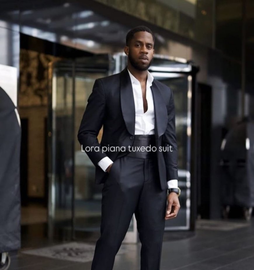 Make a Statement with Tuxedo Tailoring in Dubai